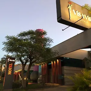 motel-vis-a-vis-poa.hotels-portoalegre.net/