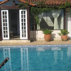 guest-house-green-garden.cabofriohotels.org/