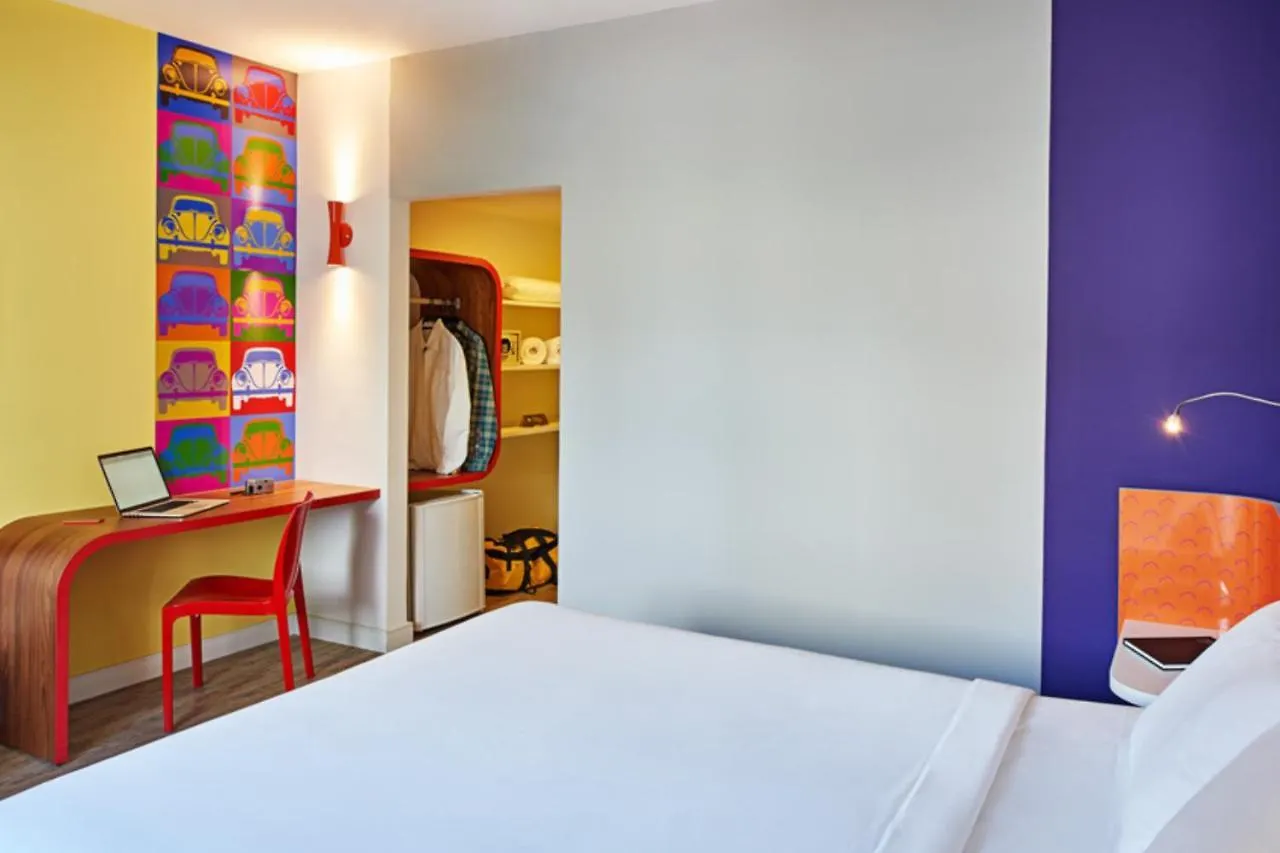 ***  Ibis Styles Balneario Camboriu - 1 Quadra Do Mar Hotel Brazil