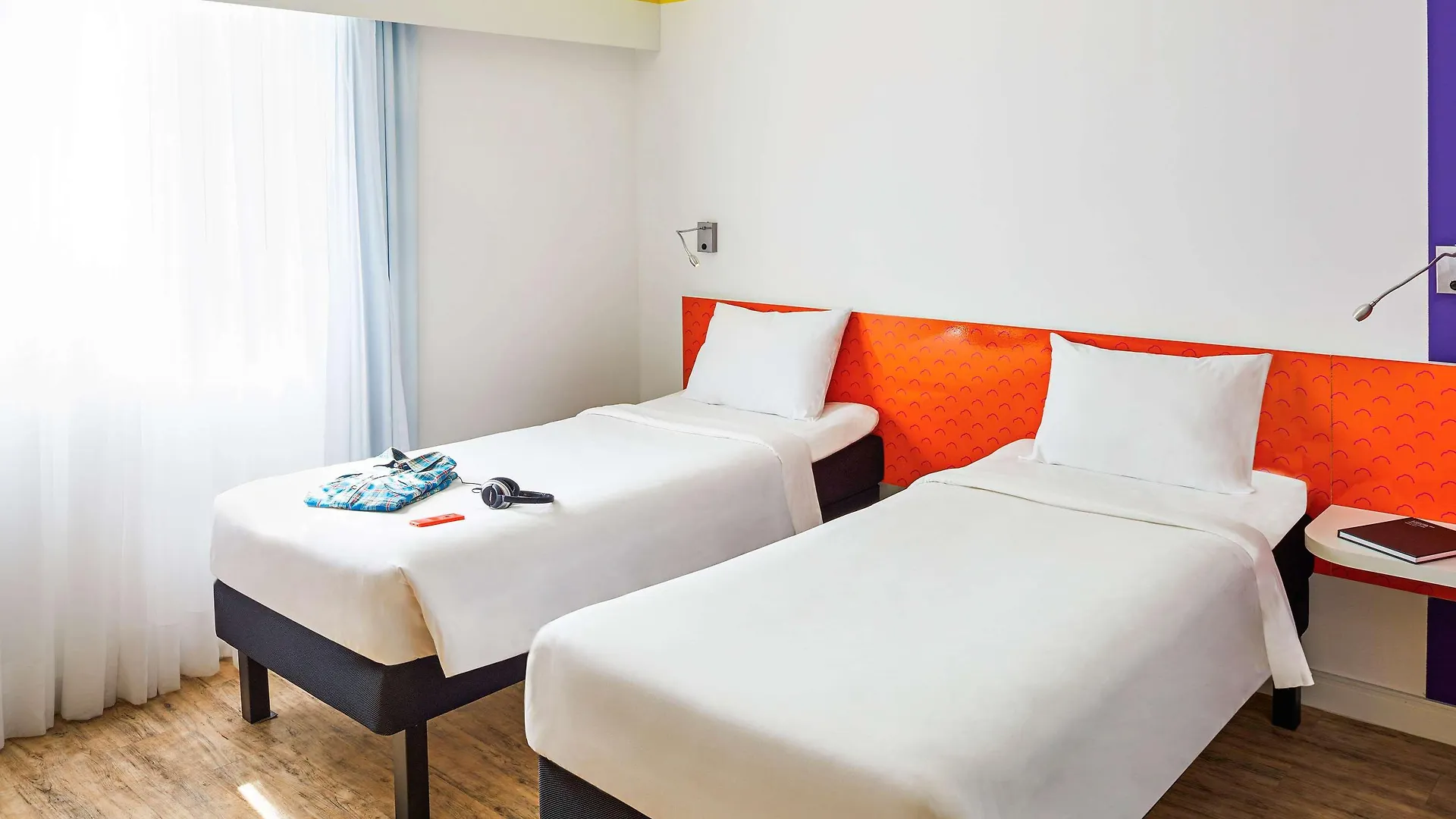 Ibis Styles Balneario Camboriu - 1 Quadra Do Mar Hotel 3*,  Brazil