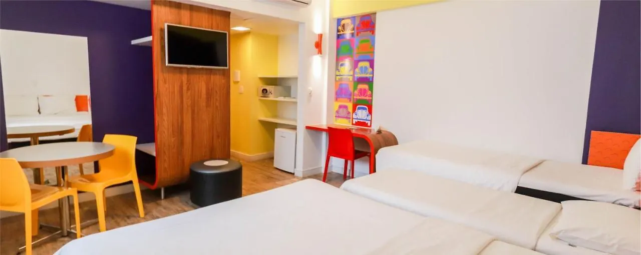 Ibis Styles Balneario Camboriu - 1 Quadra Do Mar Hotel